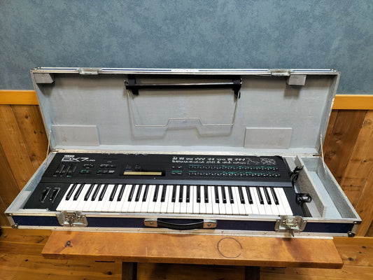 YAMAHA ヤマハ DX7II-FD シンセサイザー ハードケース付き 24020401