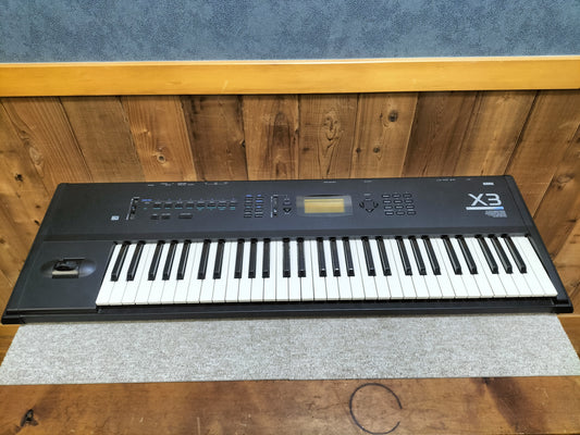 ジャンク KORG コルグ X3 シンセサイザー ソフトケース付 24020409