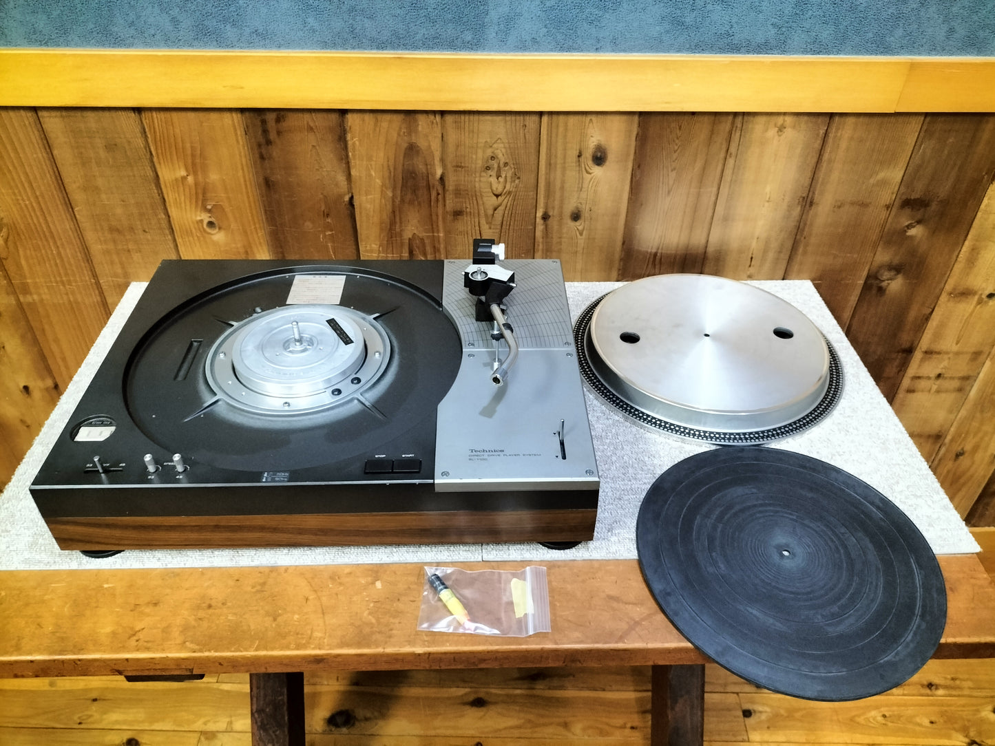 ジャンク Technics テクニクス SL-1100 ターンテーブル 23071602