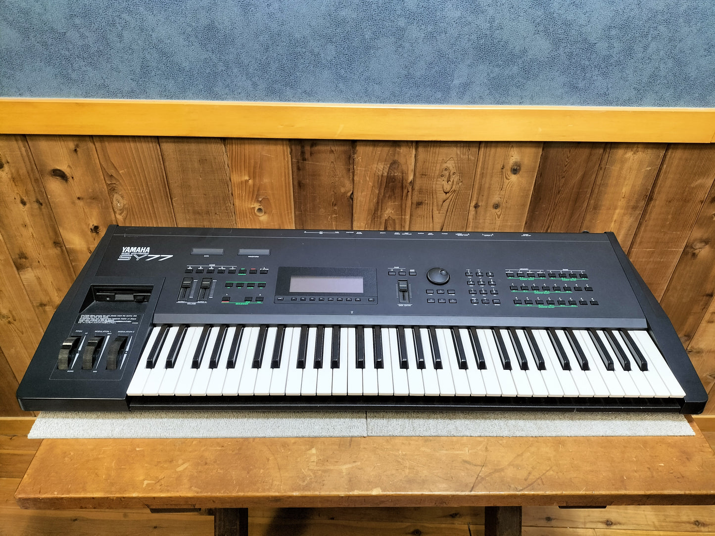 現状品 YAMAHA ヤマハ SY77 シンセサイザー 24051701