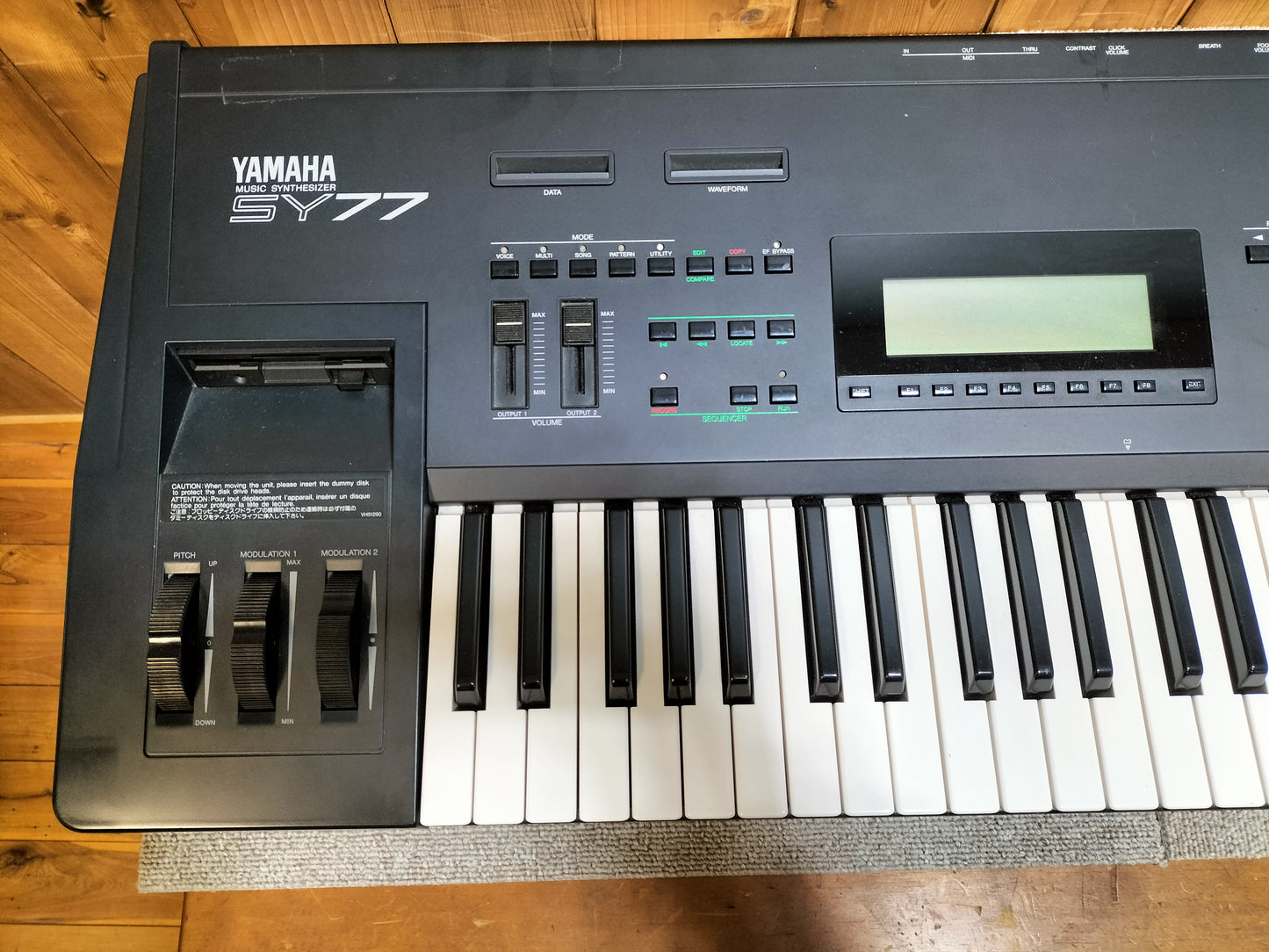 現状品 YAMAHA ヤマハ SY77 シンセサイザー 24051701