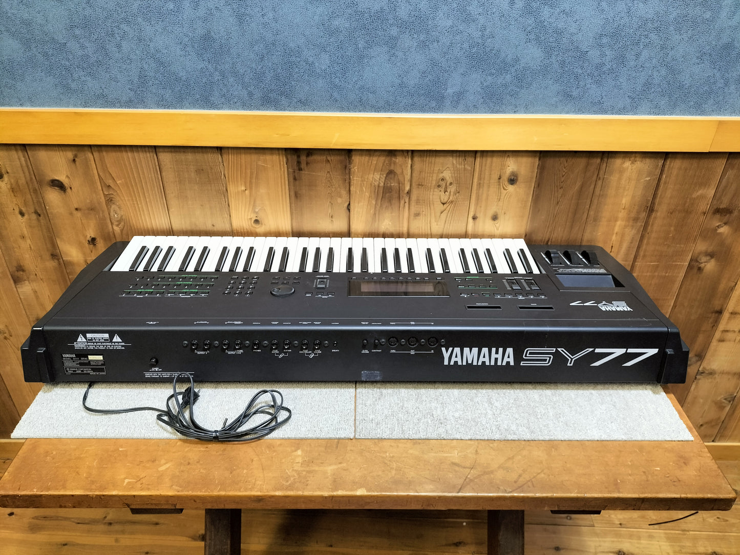 現状品 YAMAHA ヤマハ SY77 シンセサイザー 24051701