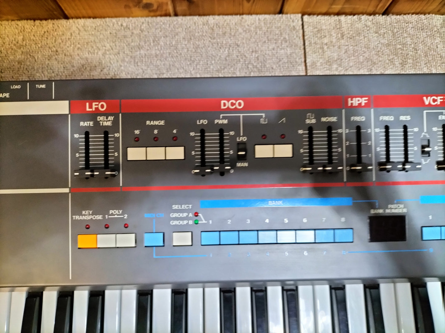 現状品 Roland ローランド JUNO-106 シンセサイザー 24051702