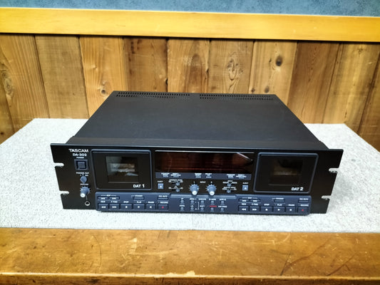 ジャンク TASCAM タスカム DA-302 DATデッキ 24052217