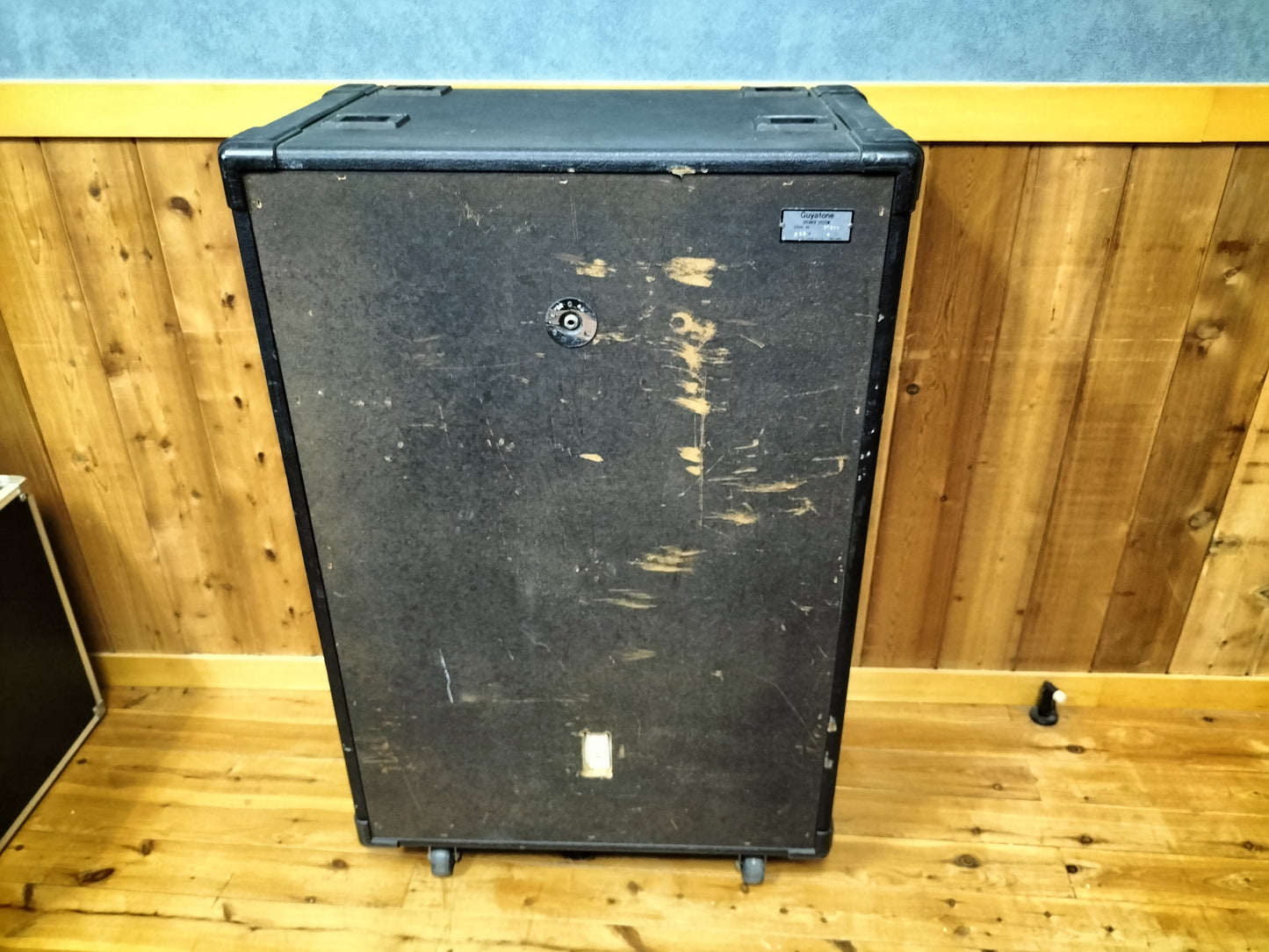 guyatoneエンクロージャー改造品 BEHRINGER 15P200A8内臓 ベースアンプキャビネット 24061812