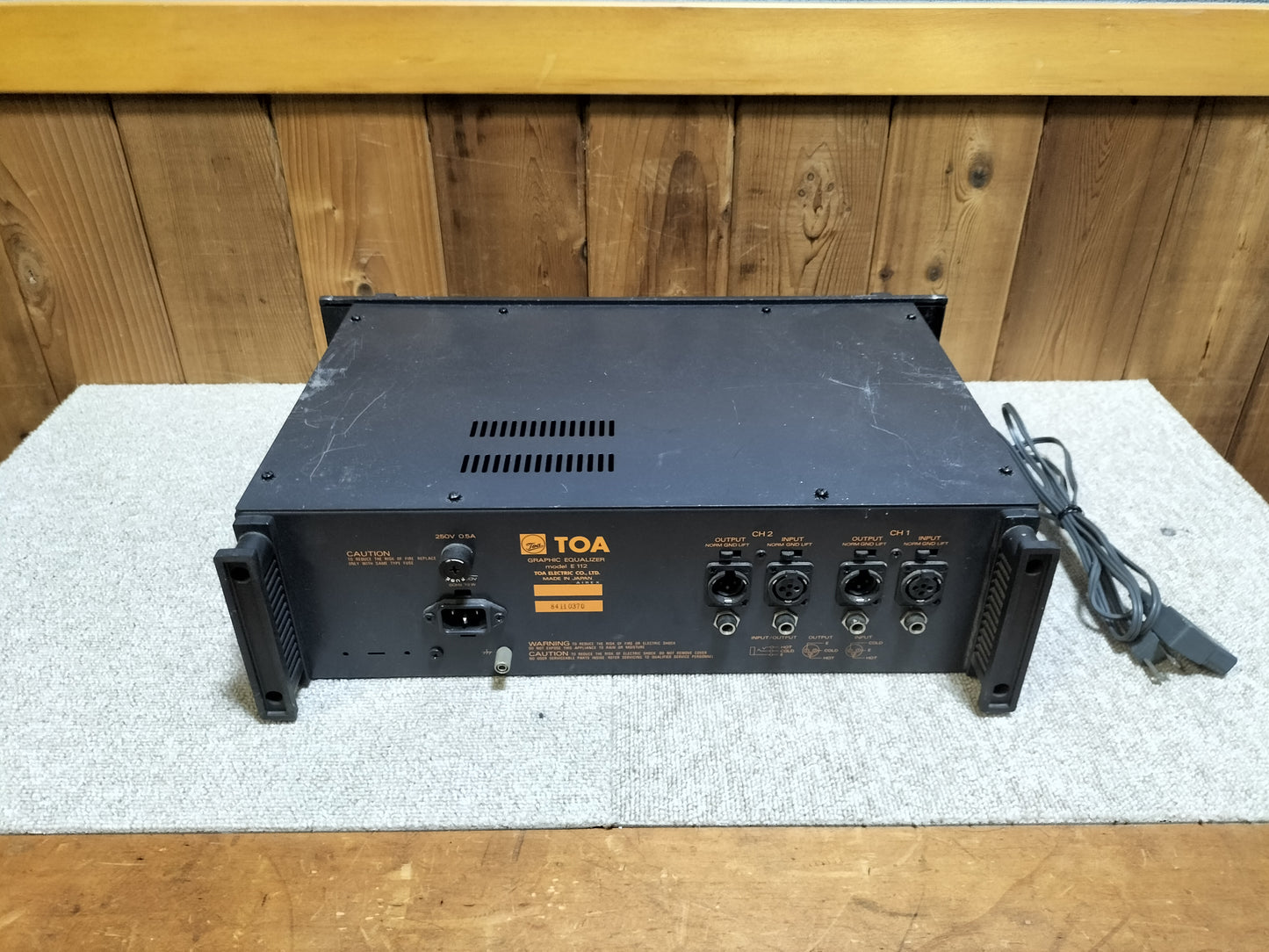 現状 TOA トーア E112 グラフィックイコライザー 24090105