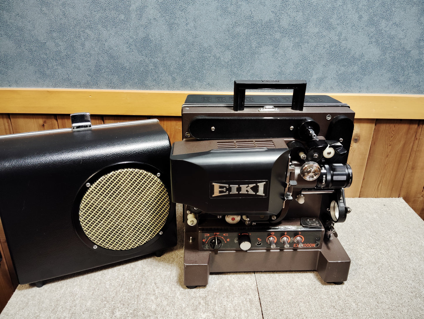 現状 EIKI EX-2000N 16mm 映写機 24011205