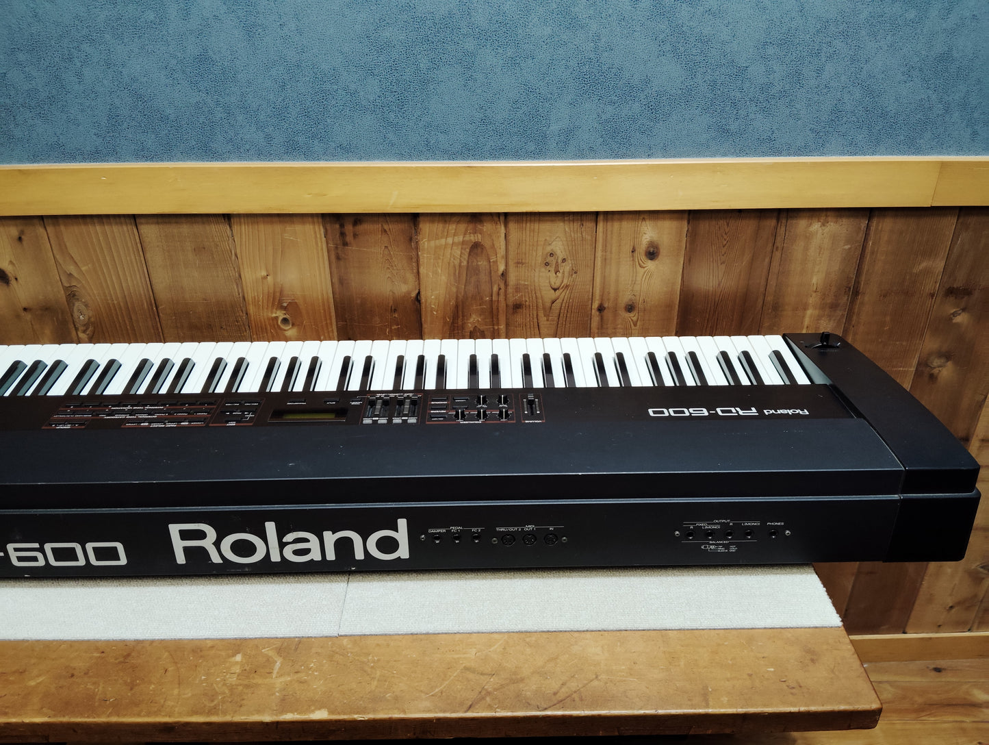 Roland ローランド RD-600 電子ピアノ 25052702