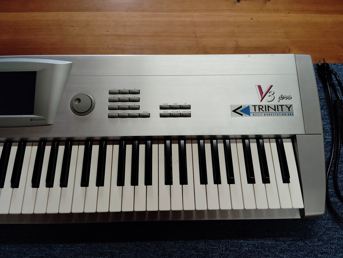 KORG コルグ TRINITY V3 pro シンセサイザー ハードケース付 25070120