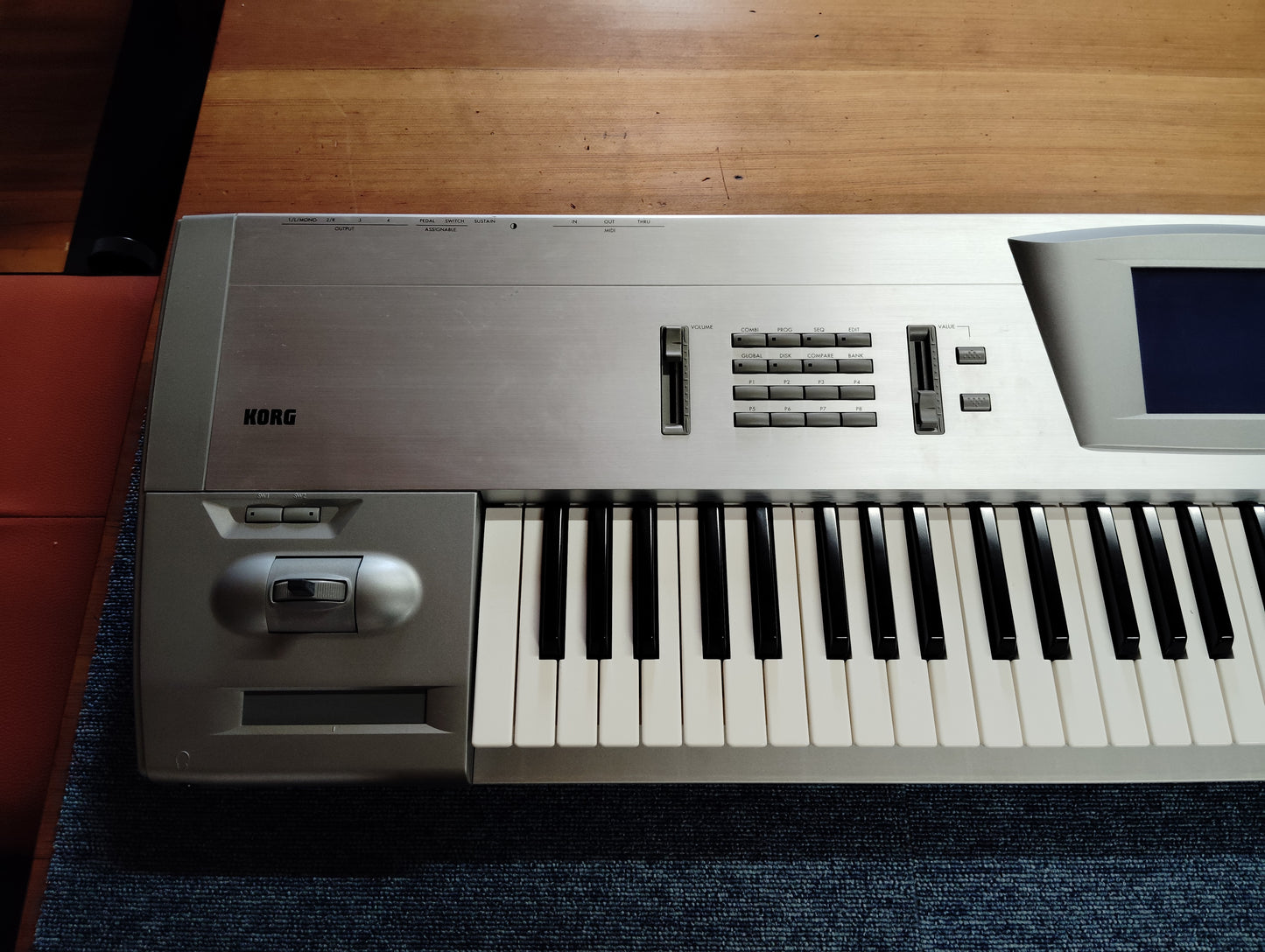 KORG コルグ TRINITY V3 pro シンセサイザー ハードケース付 25070120