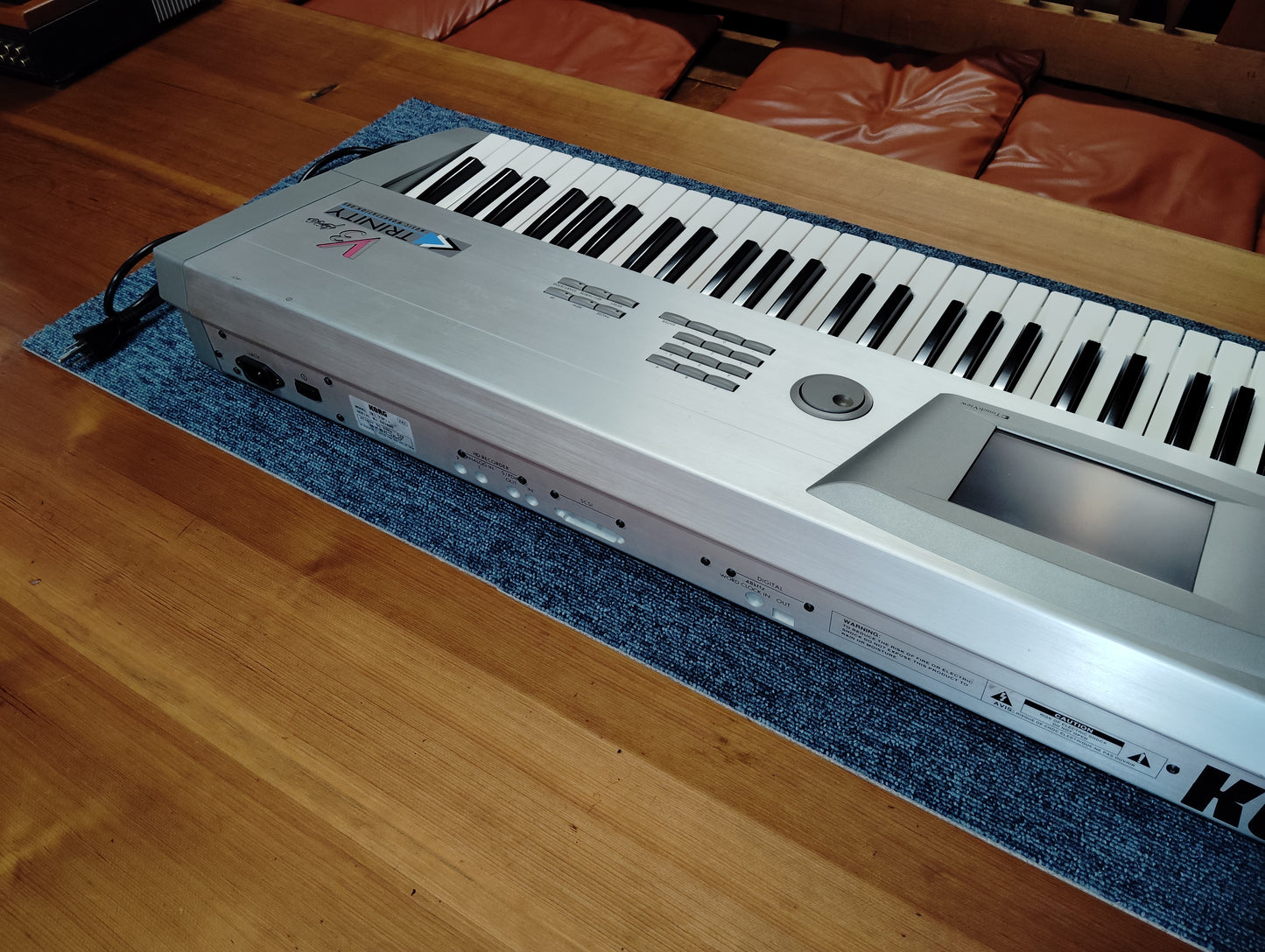 KORG コルグ TRINITY V3 pro シンセサイザー ハードケース付 25070120
