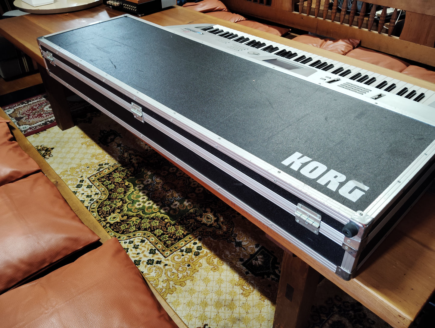 KORG コルグ TRINITY V3 pro シンセサイザー ハードケース付 25070120