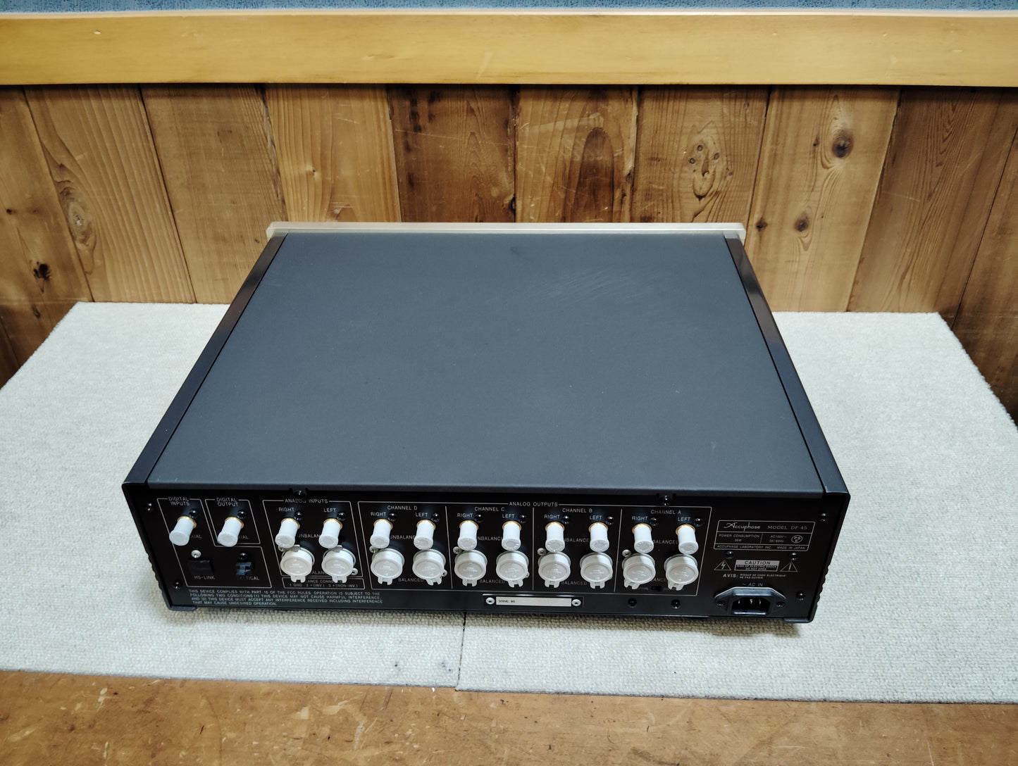 Accuphase アキュフェーズ Model DF-45 ディジタルチャンネルディバイダー 25070129
