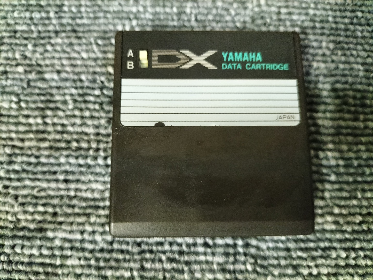 DX7カートリッジ VoiceROM 101 KEYBORD,PLUCKED&TUNRD PERCUSSION GROUPE DX7用音源 ケース付き O22071701
