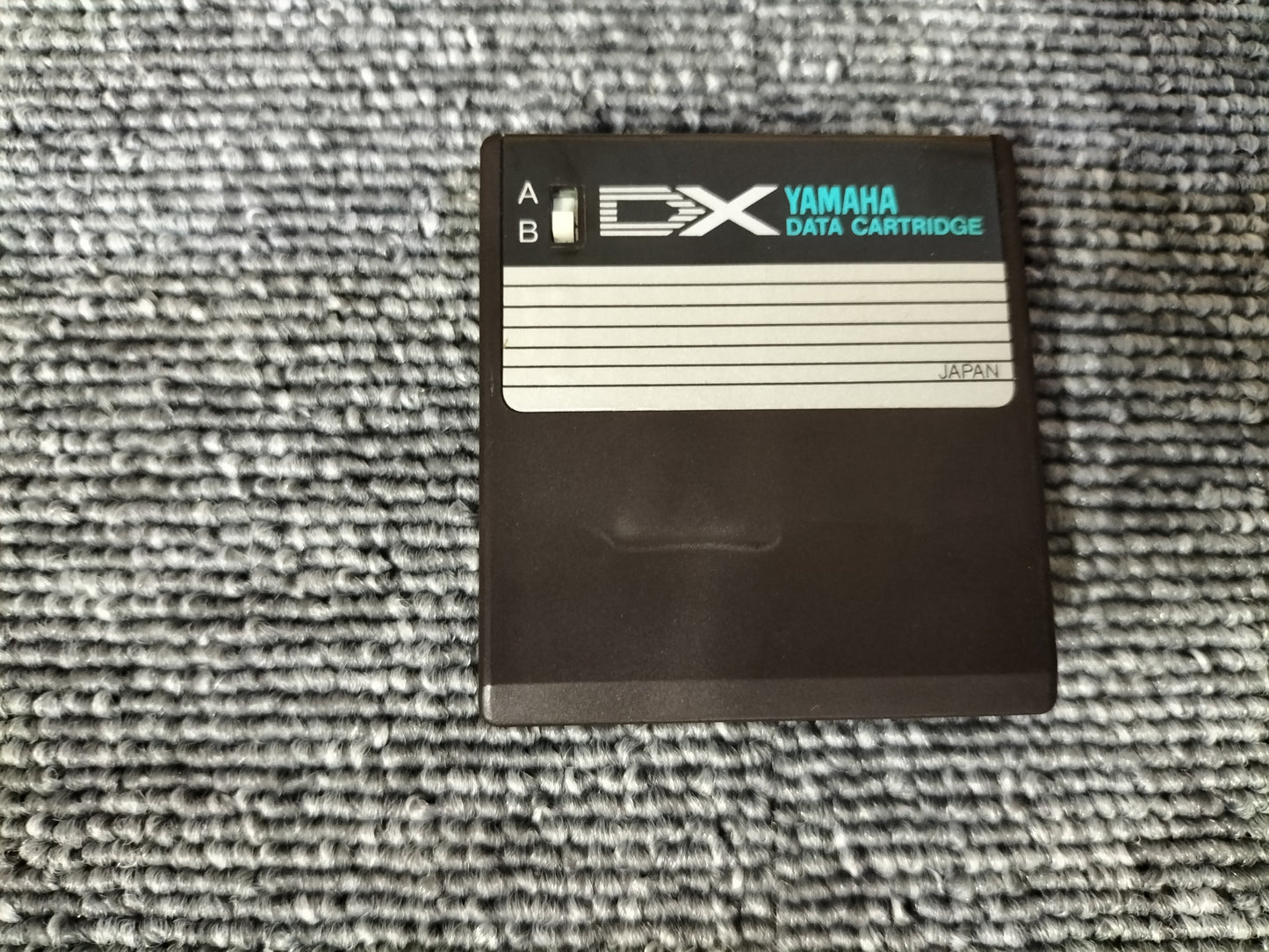 DX7カートリッジ VoiceROM 101 KEYBORD,PLUCKED&TUNRD PERCUSSION GROUPE DX7用音源 ケース付き O22071702