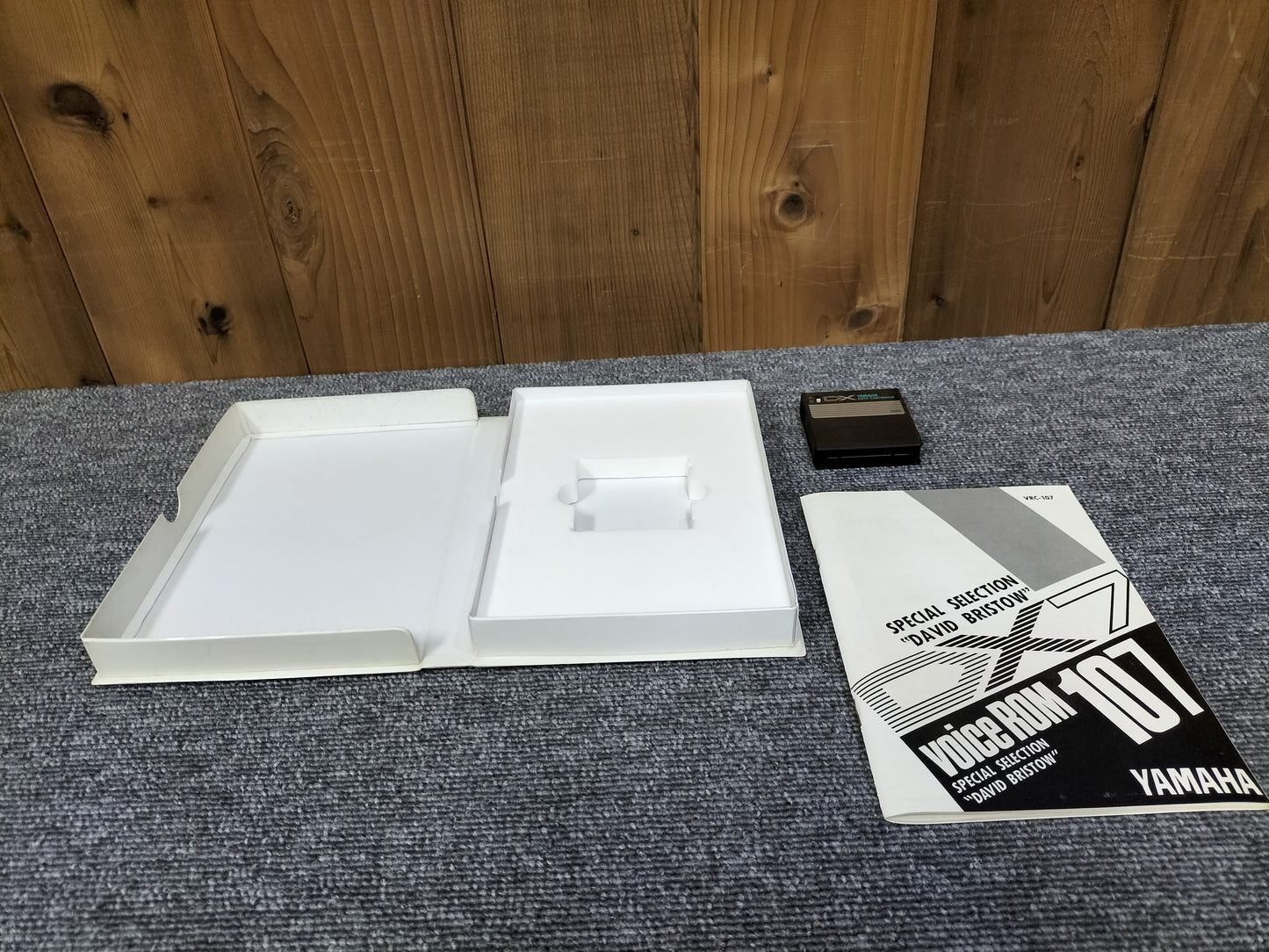 DX7カートリッジ VoiceROM 107 SPECIAL SELECT“DAVID BRISTOW” DX7用音源 ケース付き O22071706