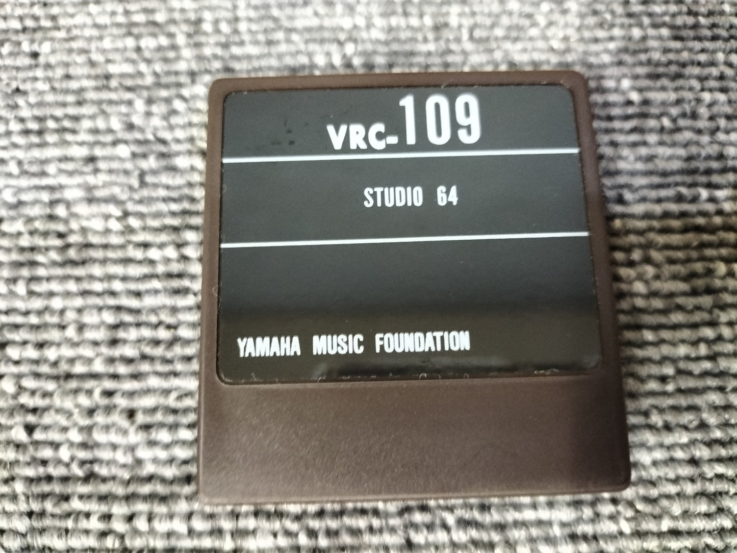 DX7カートリッジ VoiceROM 109 STUDIO64 DX7用音源 ケース付き O22071710
