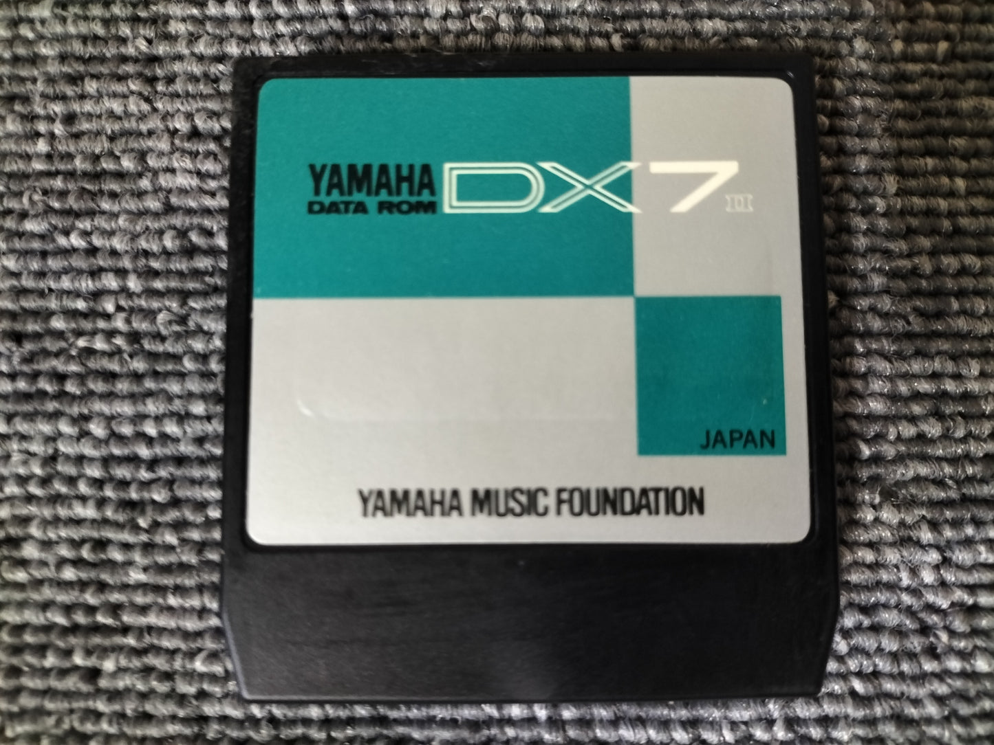 DX7IIカートリッジ VRC-1004 DX7II VoiceROM MICHAEL BODDICKER DX7II用音源 ケース付き O22071810