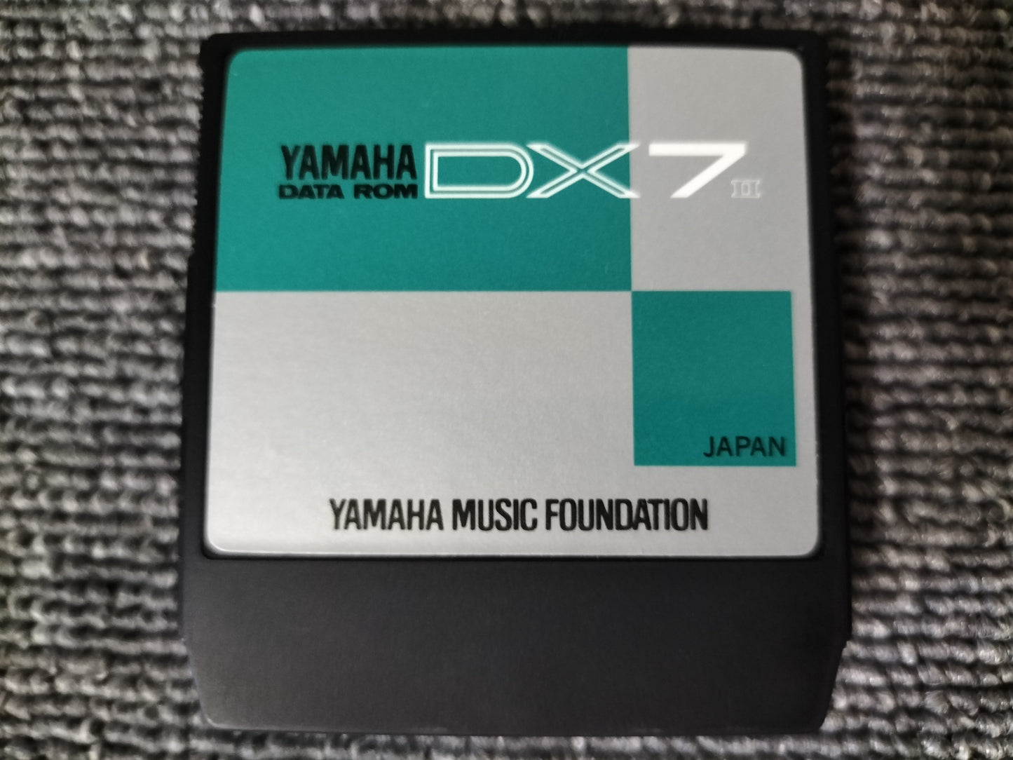 DX7IIカートリッジ VRC-1005 DX7II VoiceROM 井上 鑑 DX7II用音源 ケース付き O22071812