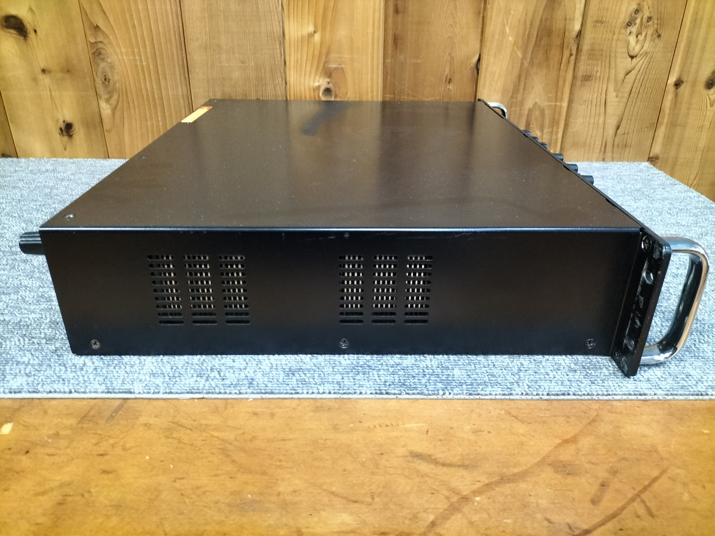 ジャンク SWR SM900 ベースアンプヘッド @22071902
