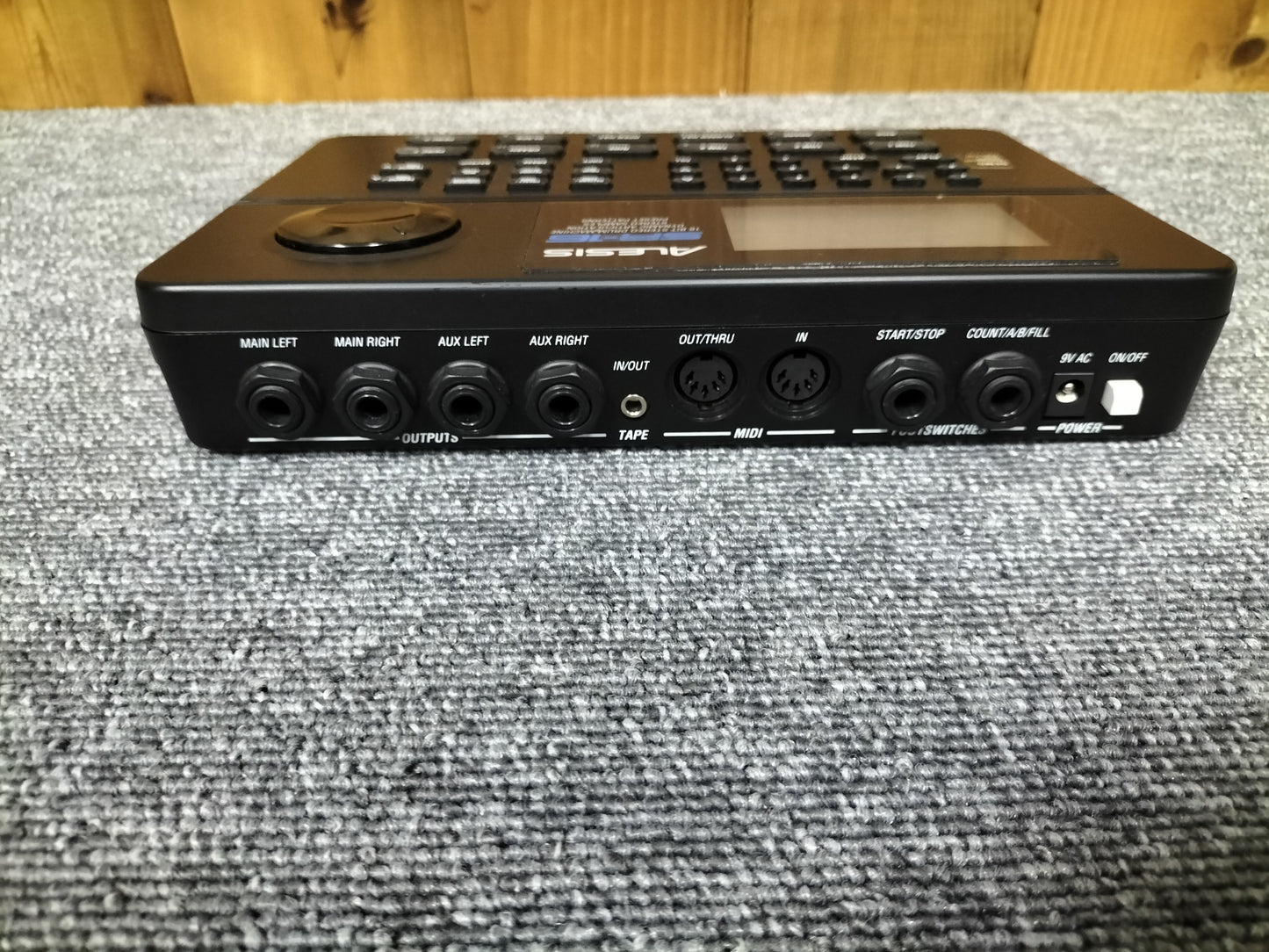 ALESIS アレシス SR-16 リズムマシン ドラムマシン 22072103