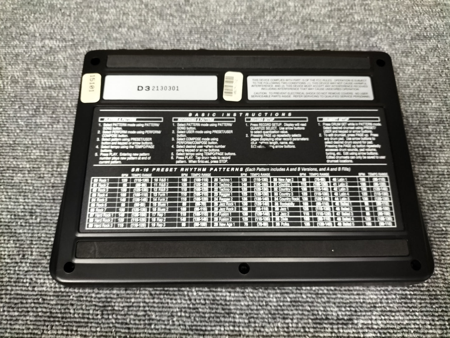 ALESIS アレシス SR-16 リズムマシン ドラムマシン 22072103
