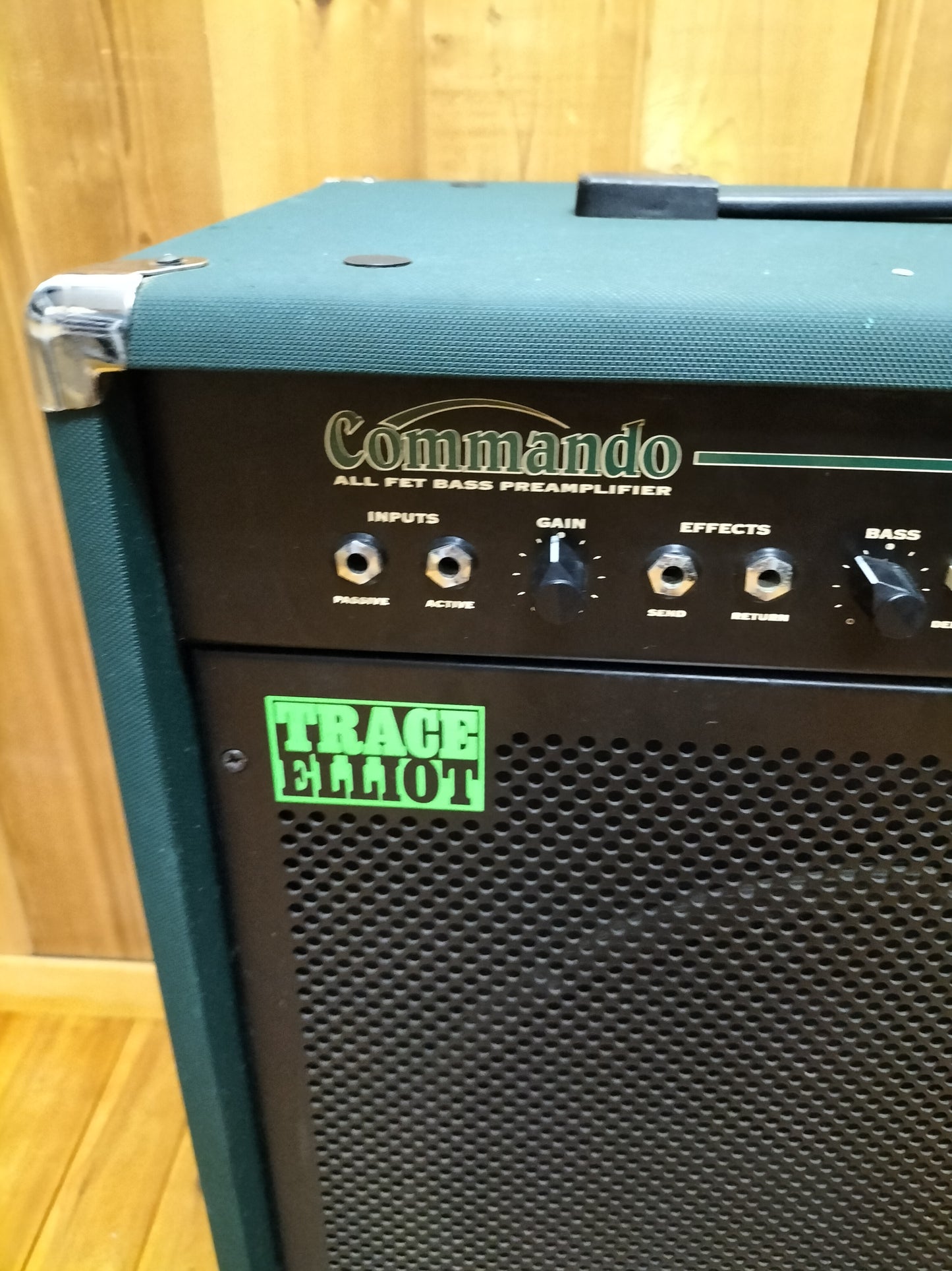 TRACE ELLIOT トレースエリオット COMMANDO ベースアンプ 正規輸入品 22082304