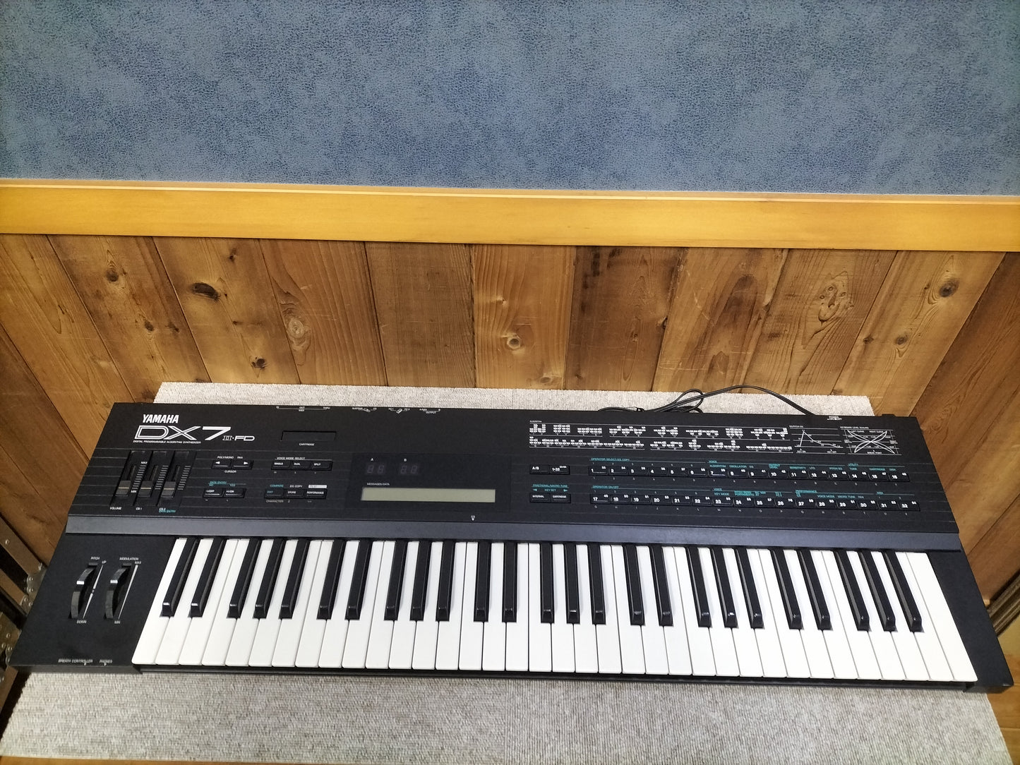 現状 YAMAHA ヤマハ DX7II-DF シンセサイザー ハードケース付 22121001