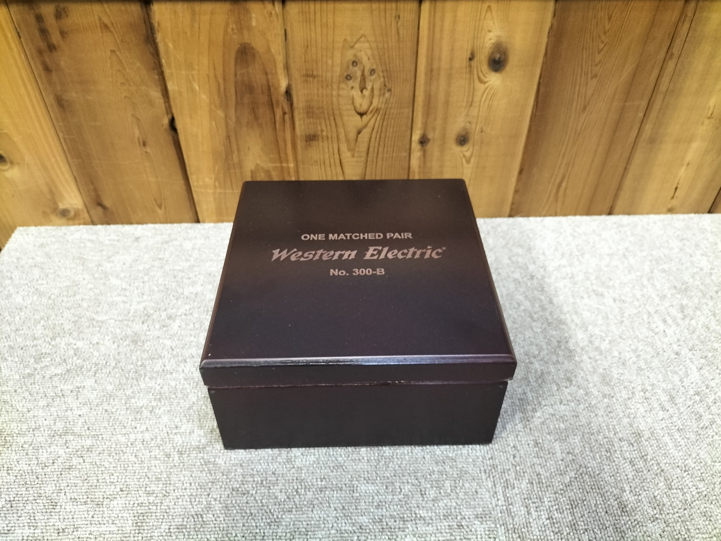 Western Electric ウェスタンエレクトリック　300B用木箱   23042502