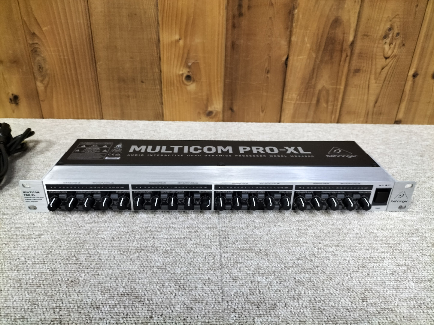 BEHRINGER　ベリンガー　MULTICON　PRO-XL　MDX4600　コンプレッサー   23061109