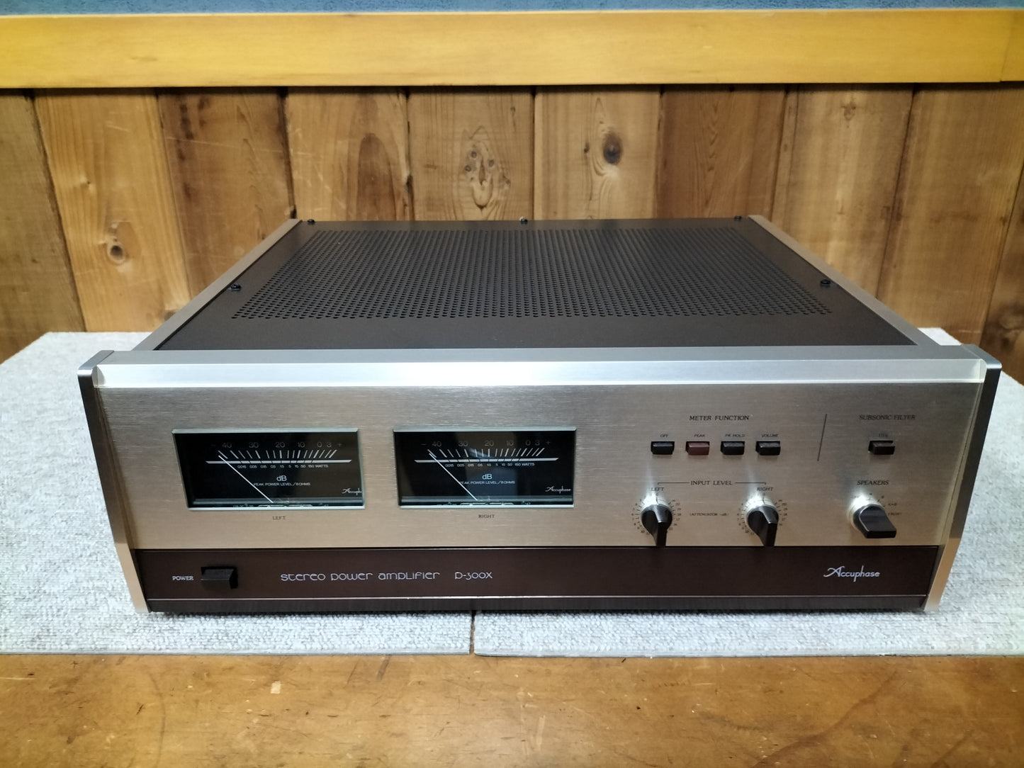 Accuphase　アキュフェーズ　P-300X　パワーアンプ 23092101
