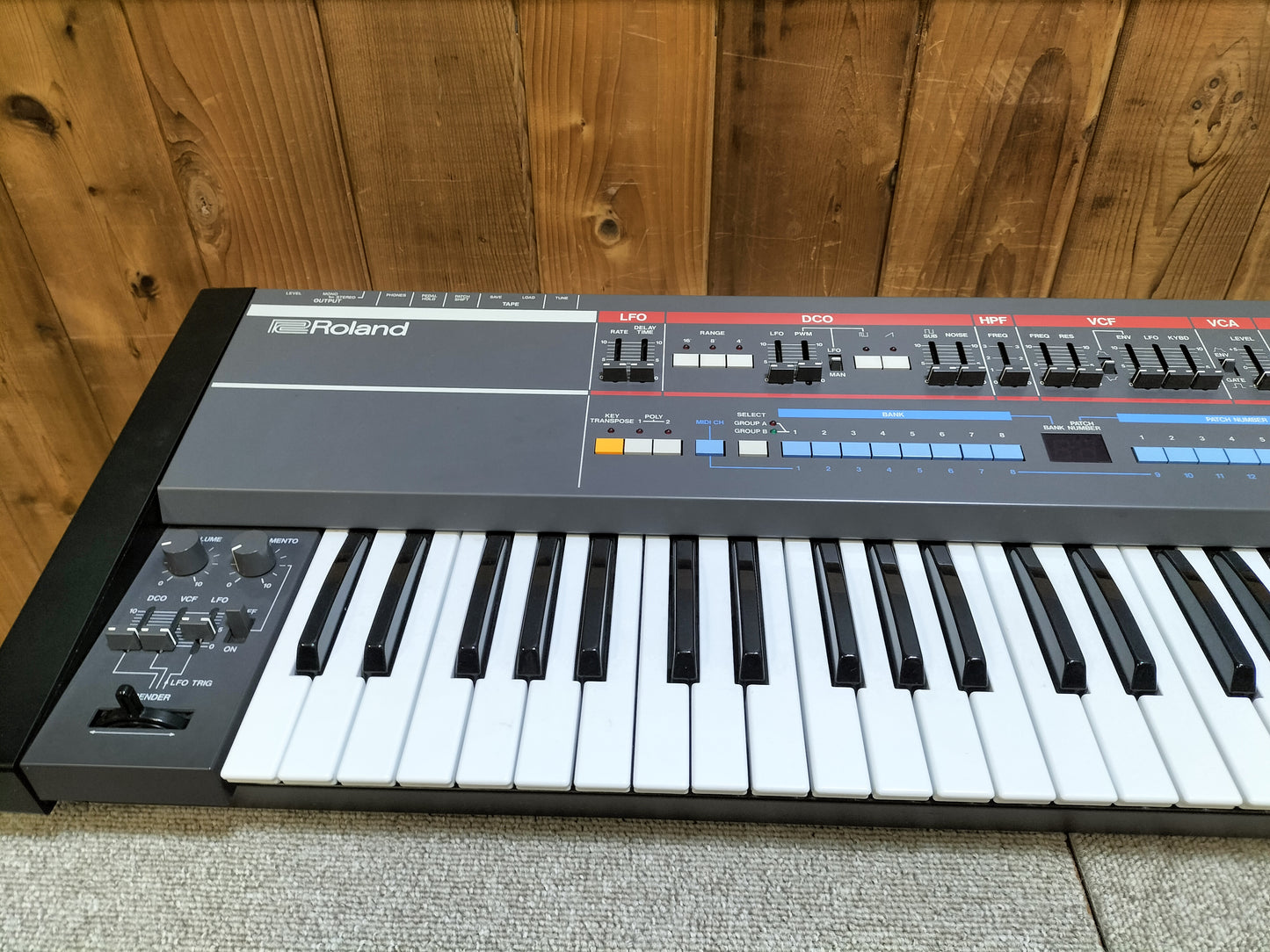 現状品　Roland　ローランド　JUNO-106　シンセサイザー   24051702