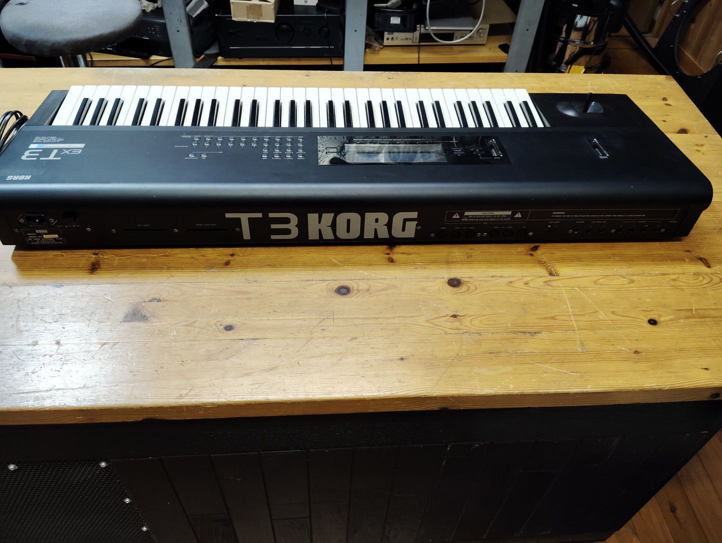 KORG　コルグ　EX T3　シンセサイザー   25090102