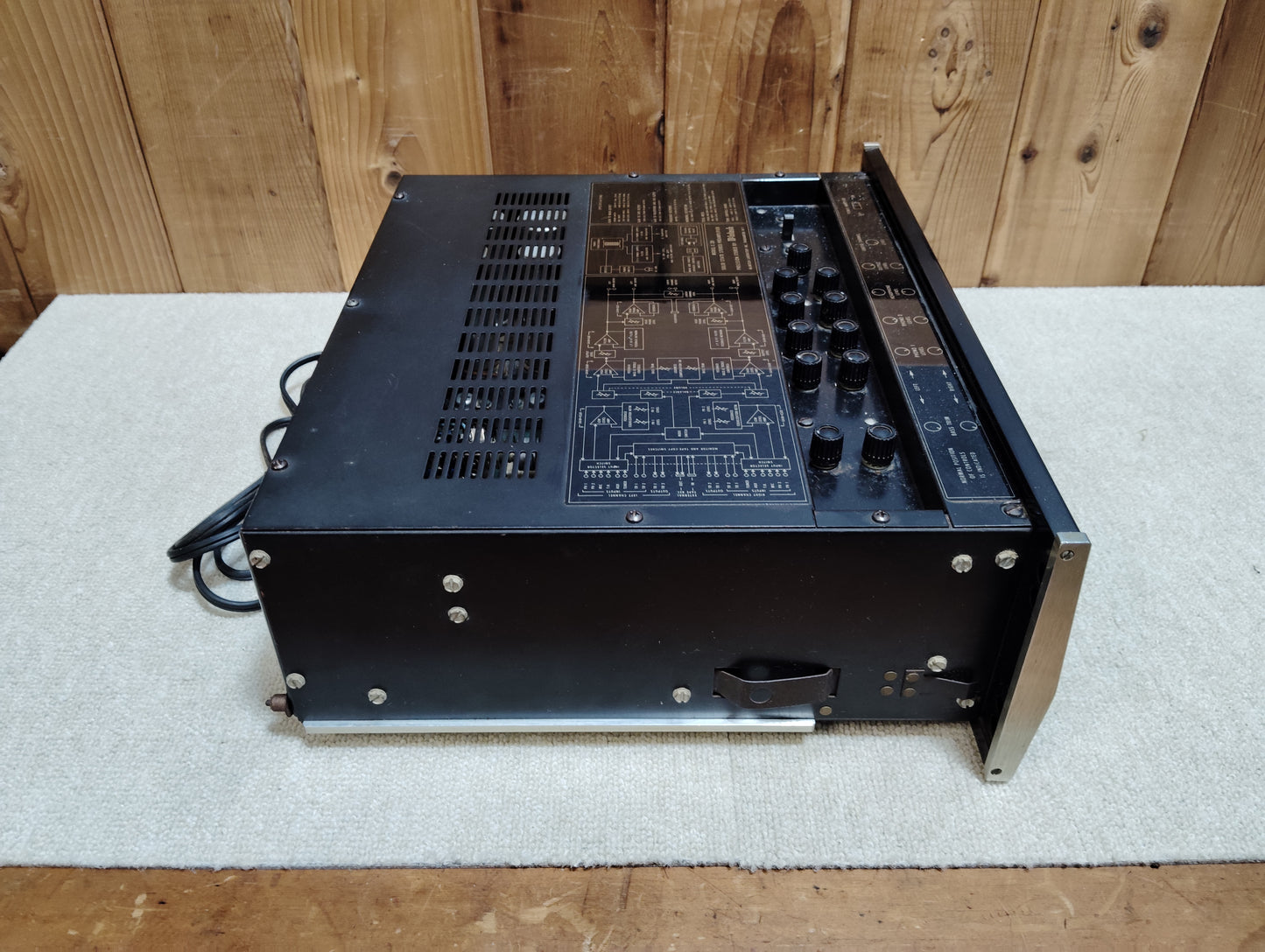 Mcintosh　マッキントッシュ　C28　プリアンプ   25110901