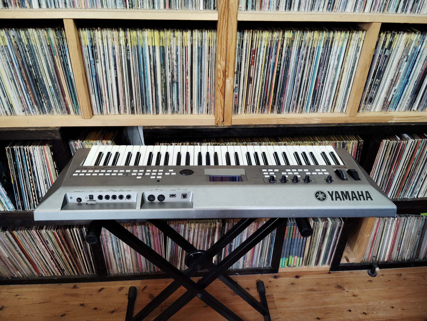 現状　YAMAHA　ヤマハ　MM6　シンセサイザー   26052402