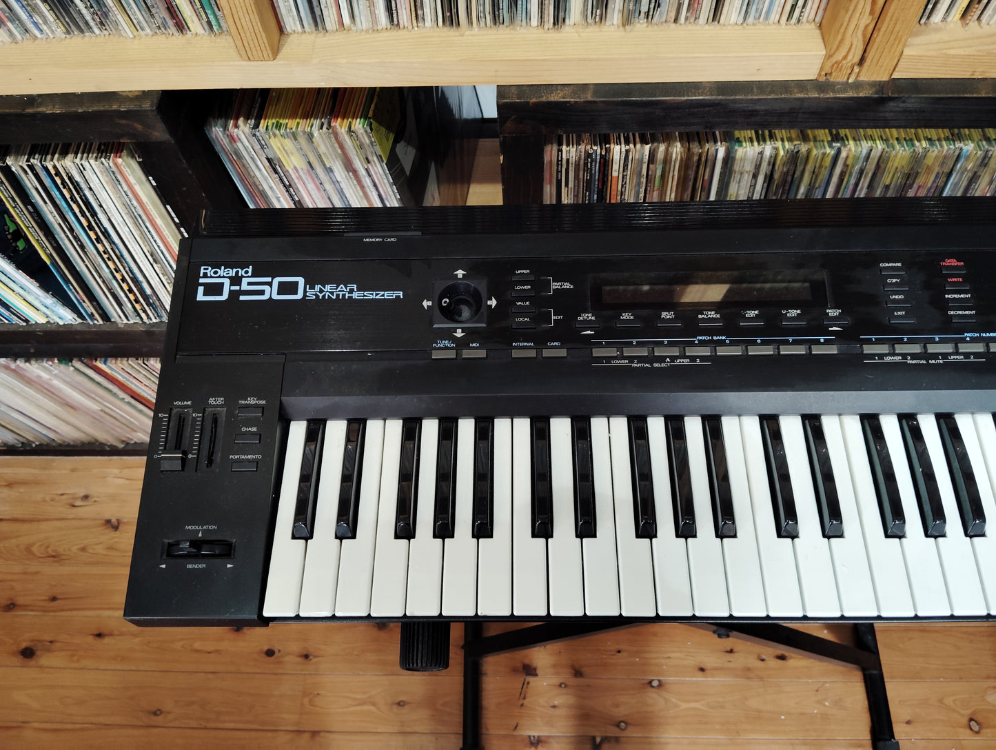 ジャンク　Roland　ローランド　D-50　シンセサイザー   26052404