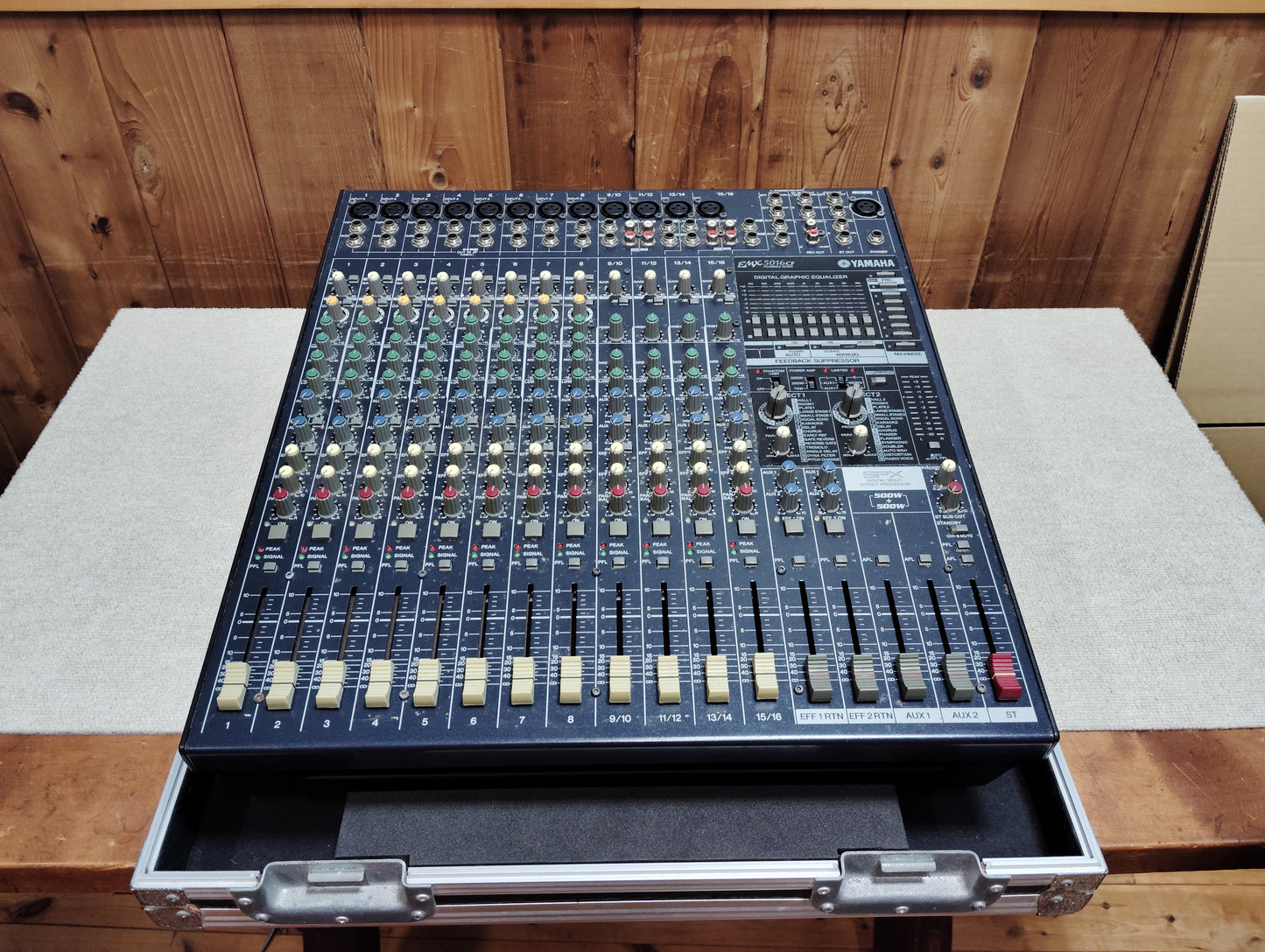 現状品　YAMAHA　ヤマハ　EMX5016CF　パワードミキサー   26060403
