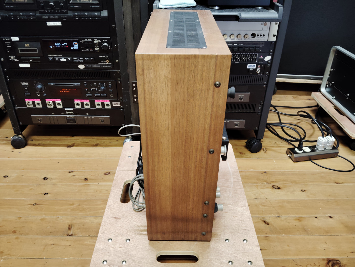 ジャンク　TEAC　ティアック　A-6010　オープンリールデッキ   26060811