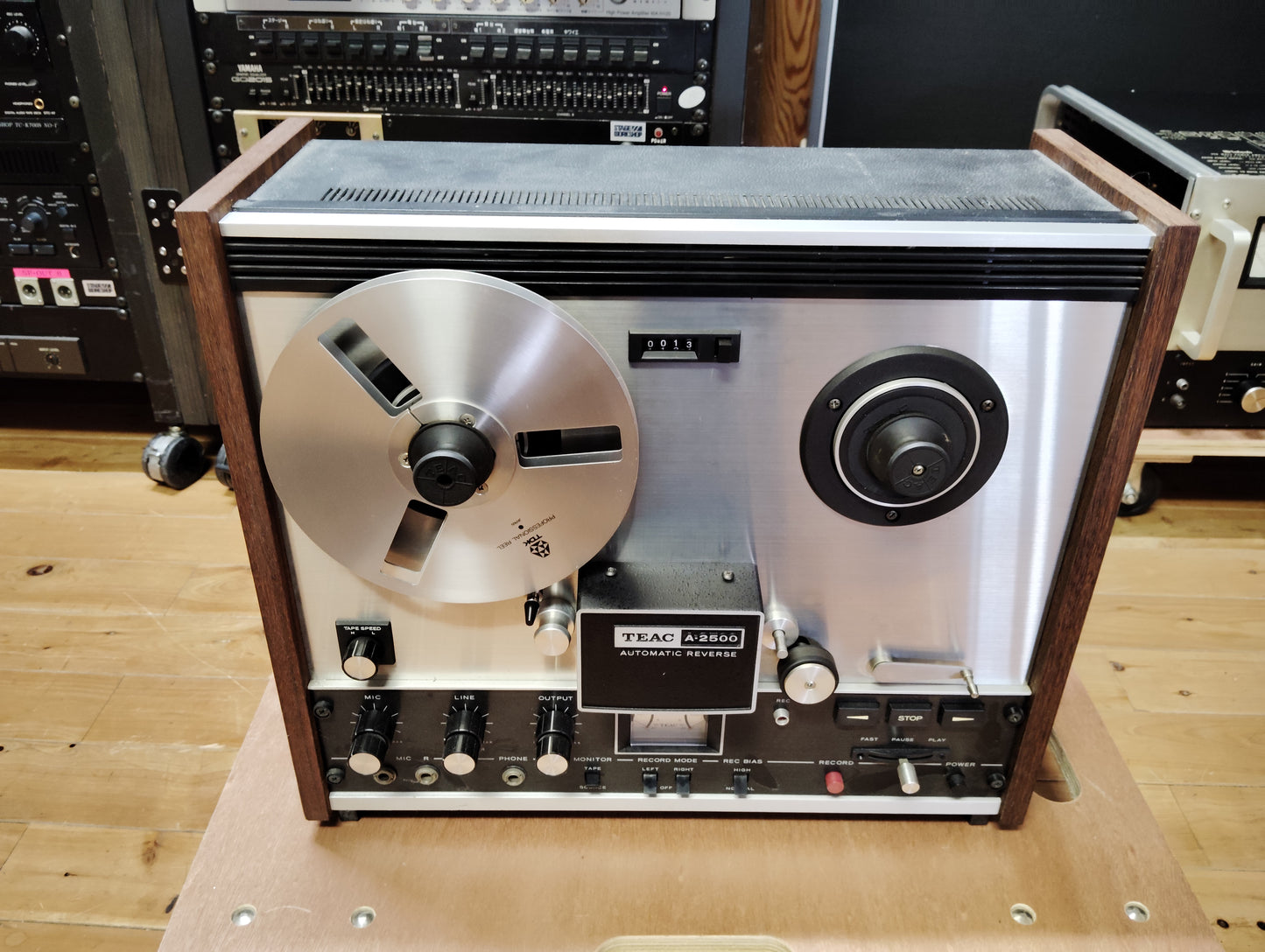 ジャンク　TEAC　ティアック　A-2500　オープンリールデッキ   26060808