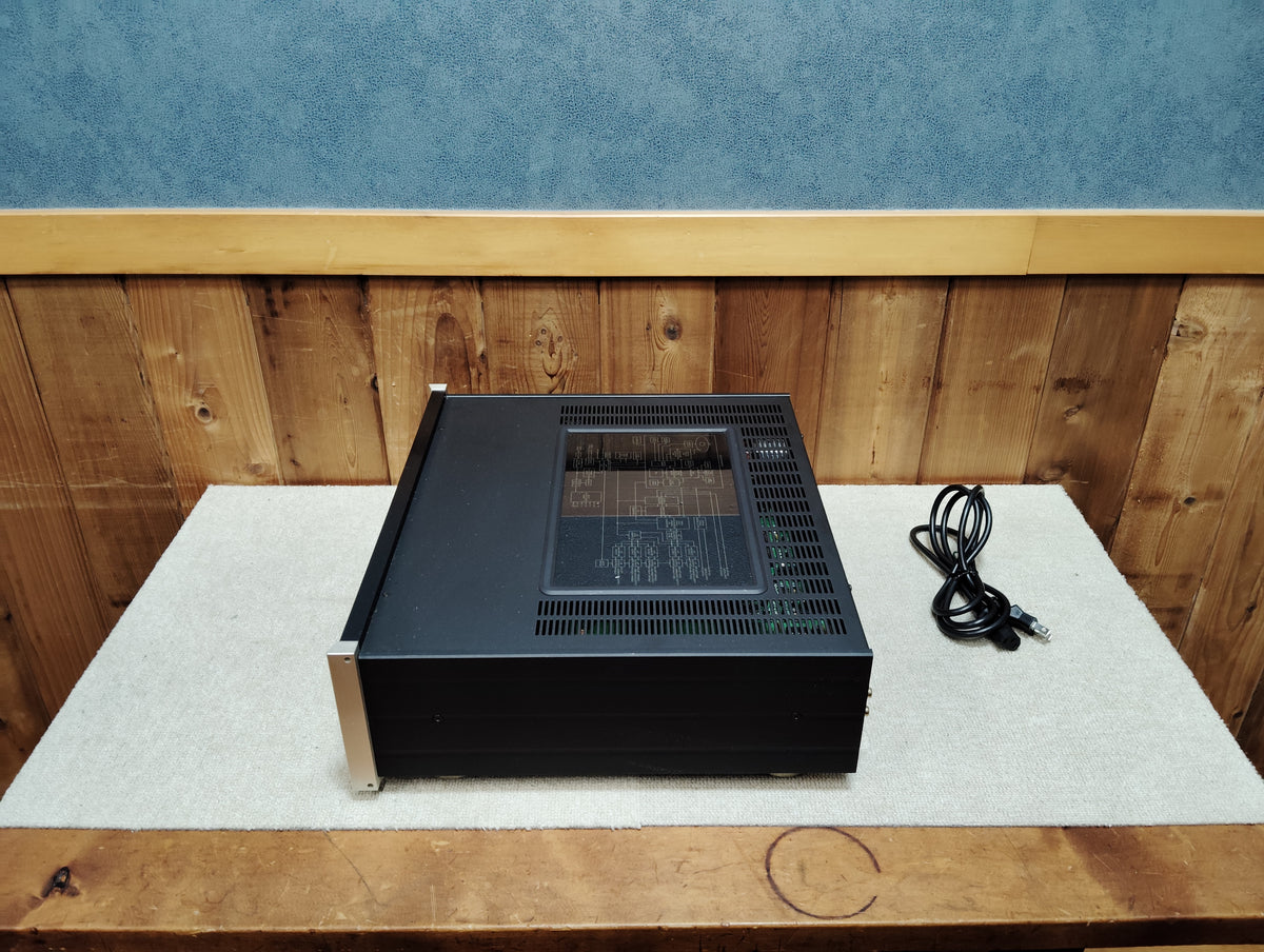 現状品　Mcintosh　マッキントッシュ　MCD500　CD　SACDプレーヤー　D26080819