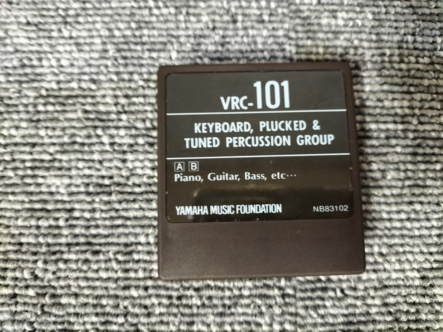 DX7カートリッジ　VoiceROM 101　KEYBORD,PLUCKED&TUNRD　PERCUSSION GROUPE　DX7用音源　ケース付き　O22071702