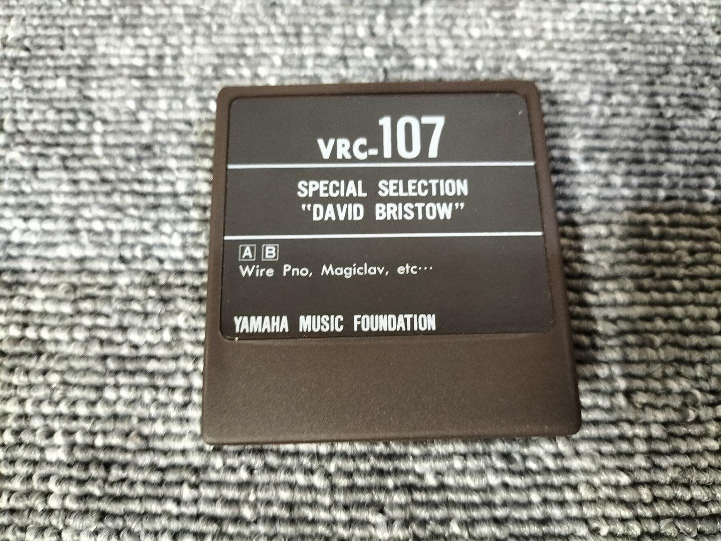 DX7カートリッジ　VoiceROM 107　SPECIAL SELECT“DAVID BRISTOW”　DX7用音源　ケース付き　O22071706