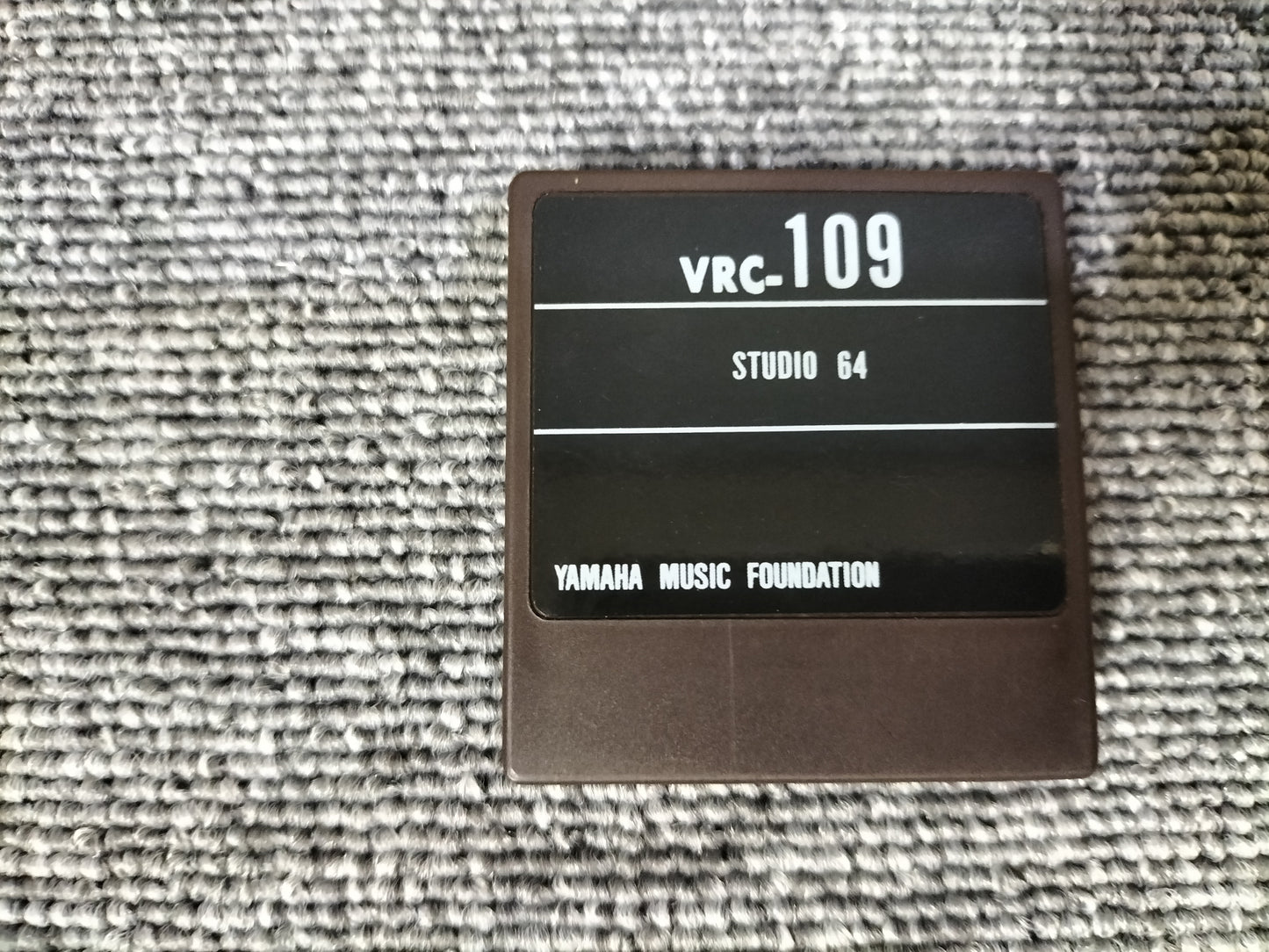 DX7カートリッジ　VoiceROM 109　 STUDIO64　DX7用音源　ケース付き　O22071709