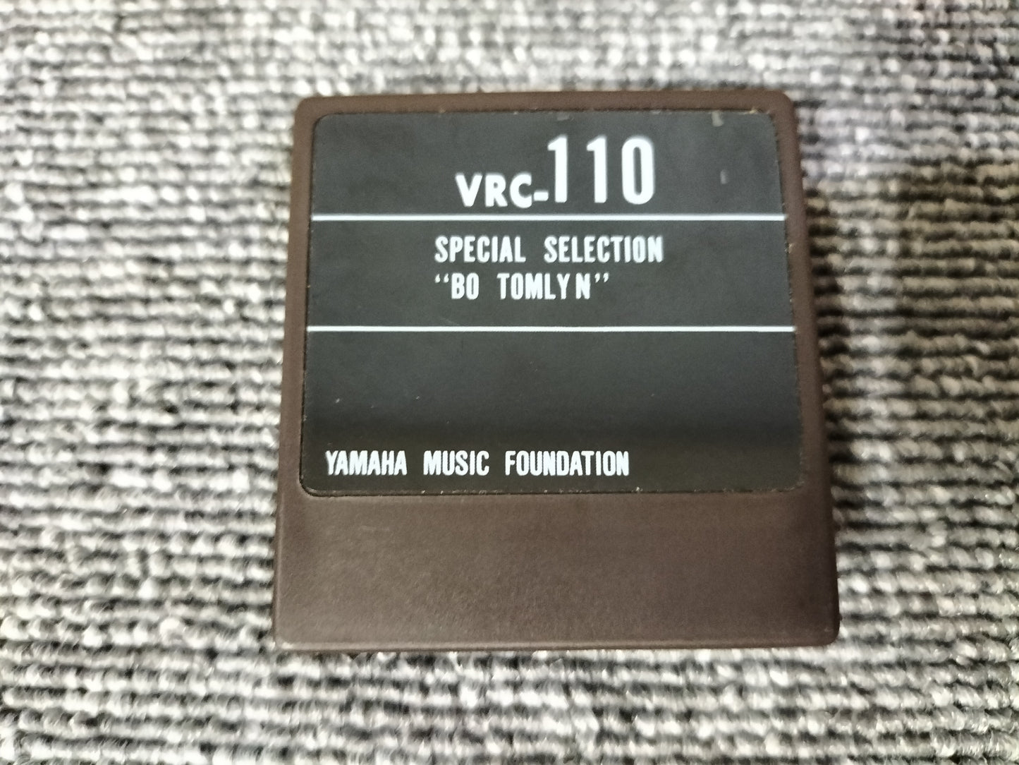 DX7カートリッジ　VoiceROM 110　 SPECIAL SELECTION“BO TOMLYN”　DX7用音源　ケース付き　O22071712