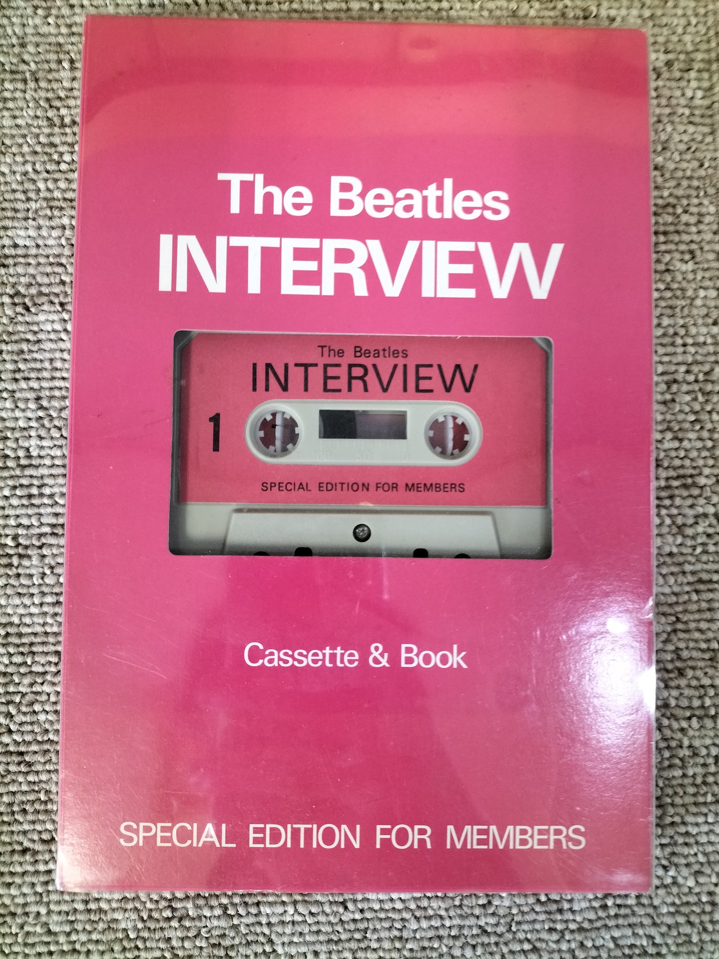 The Beatles ビートルズ　INTERVIEW Cassette&Book SPECIAL EDITION FOR MEMBERS 　S22092401