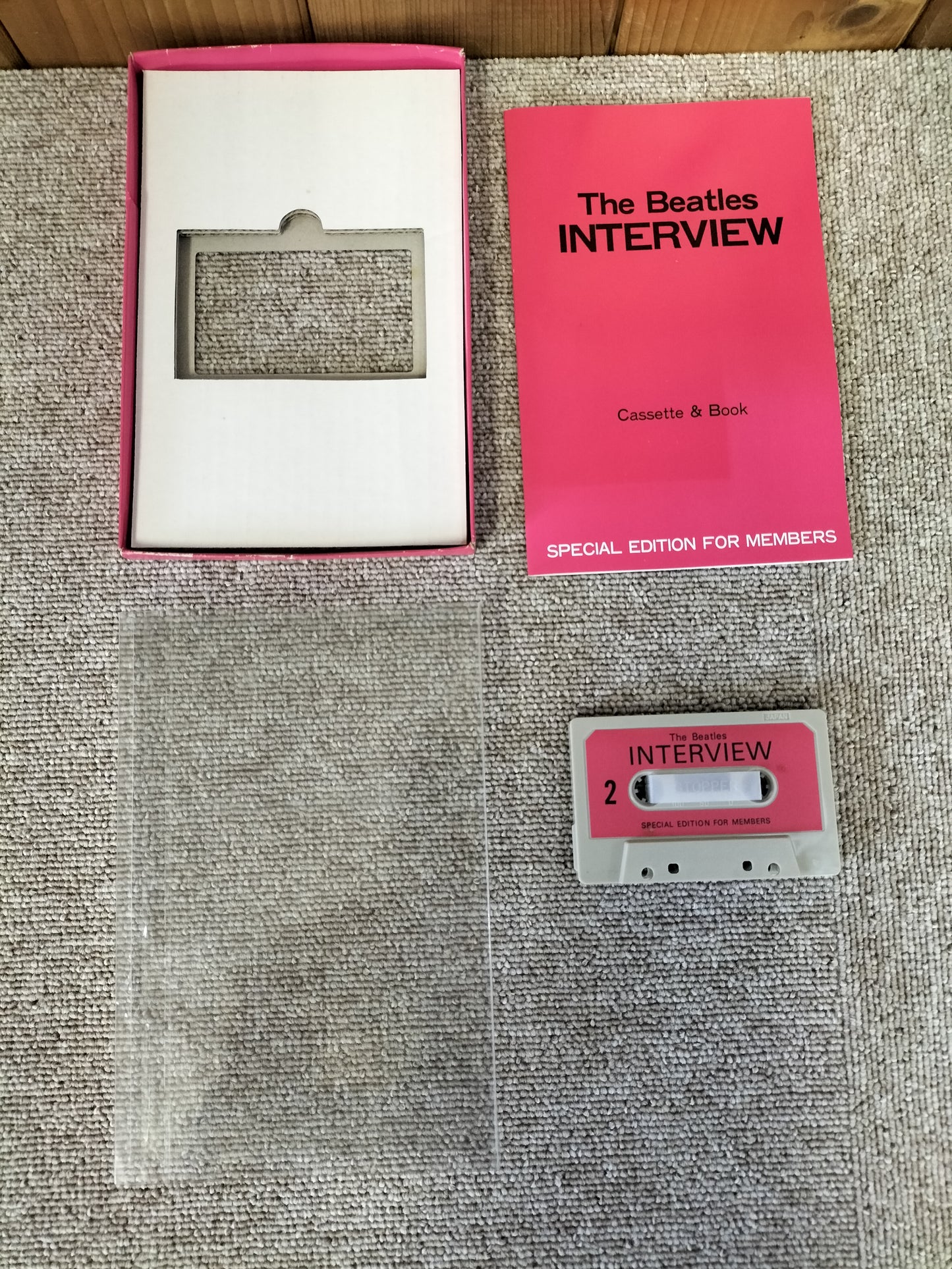 The Beatles ビートルズ　INTERVIEW Cassette&Book SPECIAL EDITION FOR MEMBERS 　S22092401