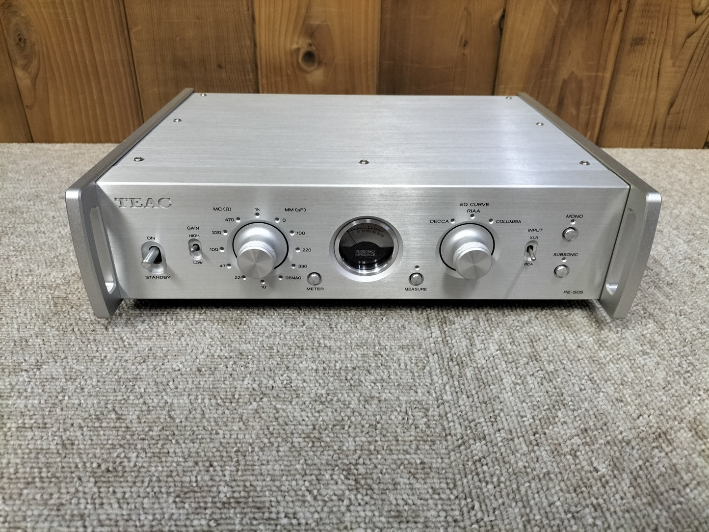 TEAC　ティアック　PE-505  フォノイコライザー 元箱付　22120903