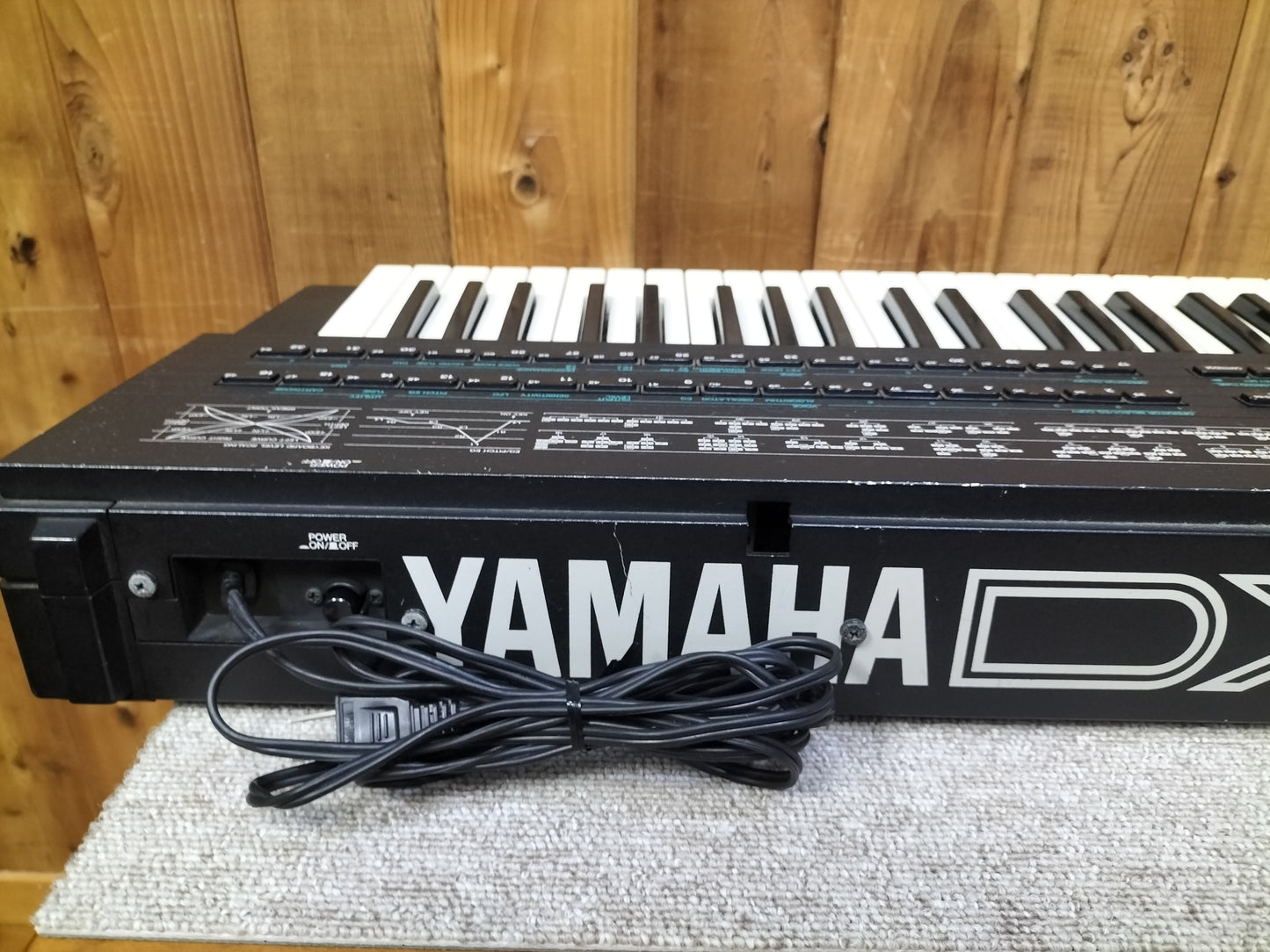 YAMAHA　ヤマハ　DX7II-D　シンセサイザー　  ソフトケース付き 23042001